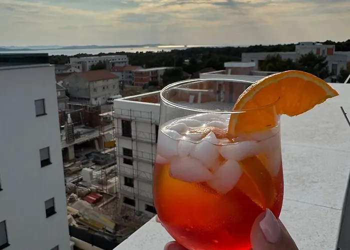 Lux Penthouse Paradise *