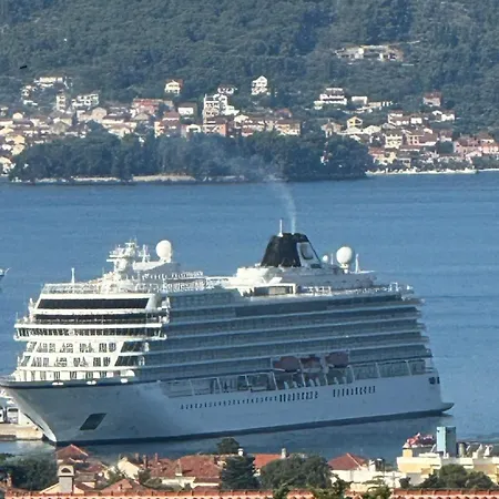 Lux Penthouse Paradise 公寓 *